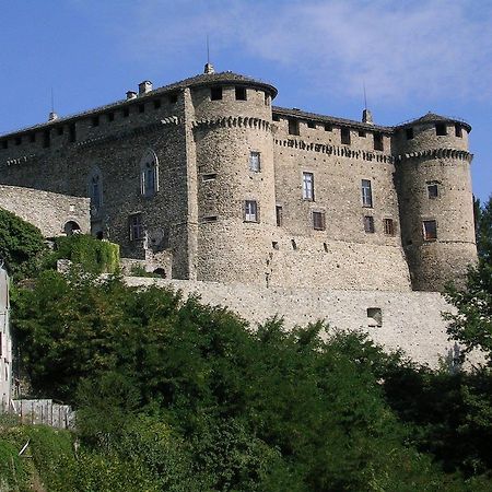 Castello Di Compiano Hotel Relais Museum Kültér fotó