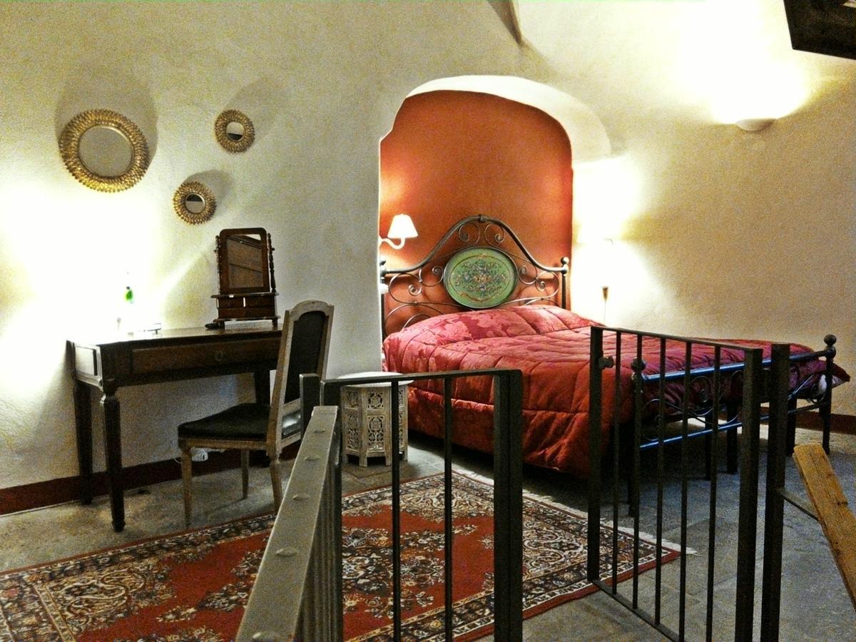 Castello Di Compiano Hotel Relais Museum Szoba fotó